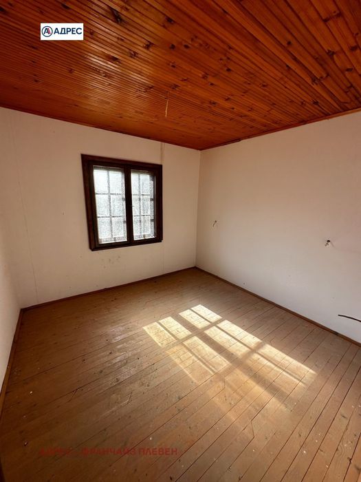 Продава се Къща в Априлци - 102 кв.м за 602 €/кв.м - Снимка #5