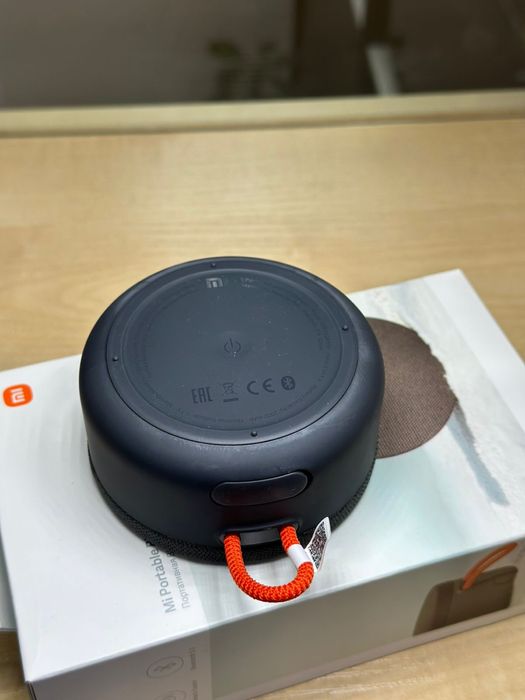 Колонка Mi Portable Bluetooth Speaker. Новая.