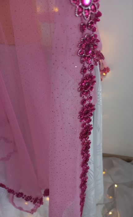 Продаются фата и диадема для невесты