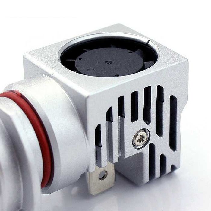 К-кт Умалени Мини Лед Led Диодни Крушки М3 H4 H1 H7 Х4 Х1 Х7 12-24V