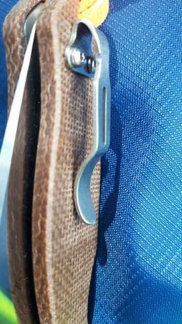 Здрав и надежден стоманен клипс за нож – сигурност и удобство в едно!