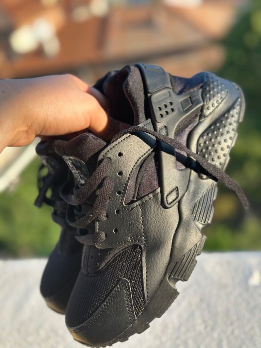 Унисекс оригинални маратонки Nike 35 номер