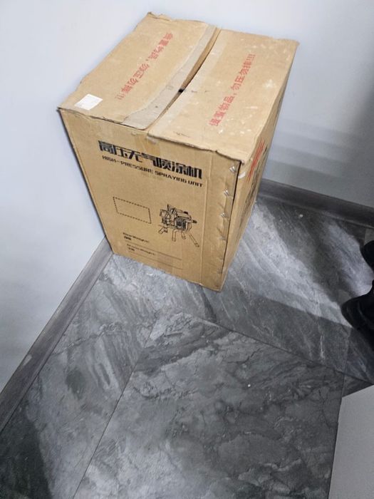 Продам безвоздушный краскопульт