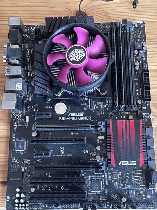 Kit placa baza + procesor:  i7-4790 + ASUS B85-PRO GAMER + 8GB DDR3