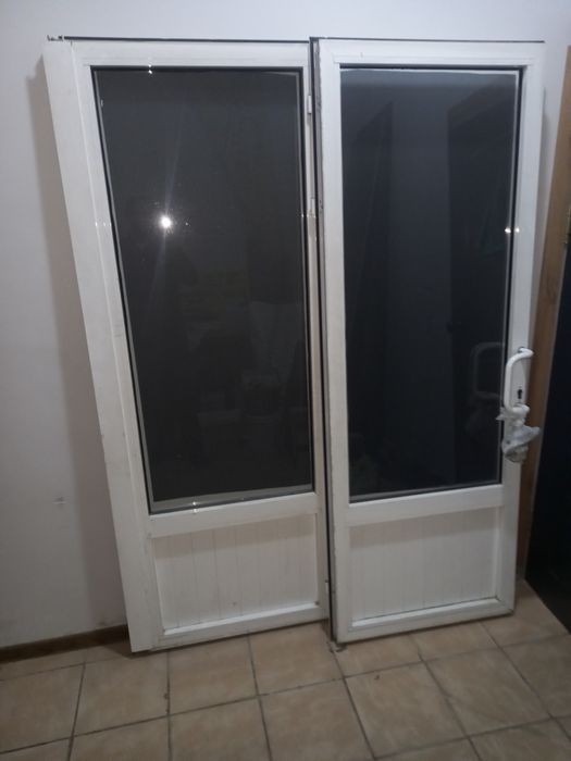 Акфа эшик б/у ойнаси кулфи билан