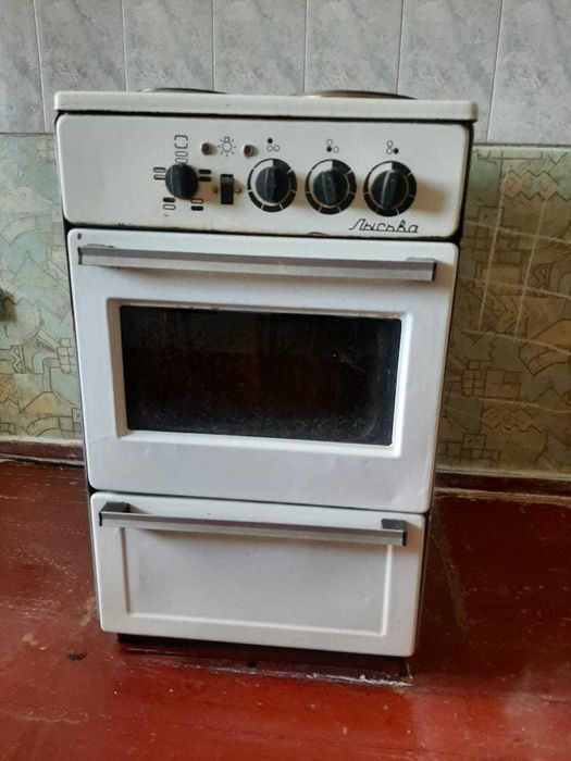 Продам электрическую плиту Лысьва