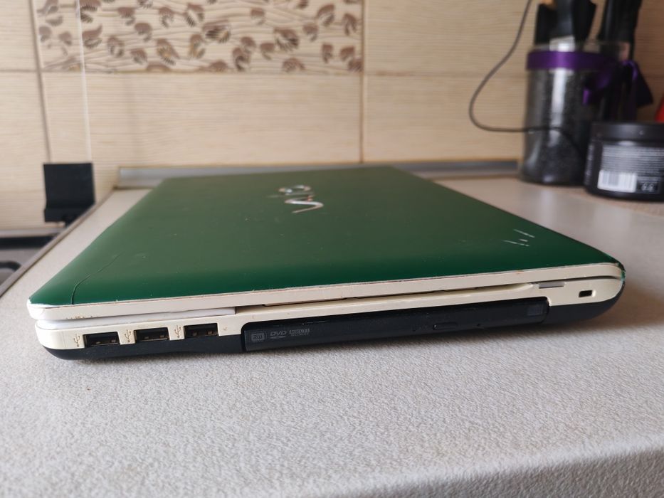 laptop sony vaio second hand si noi de vanzare • Anunturi • OLX.ro