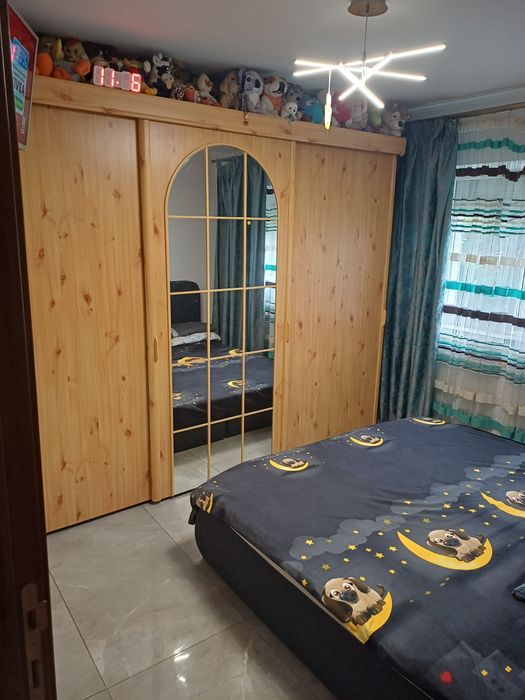Apartament 2 camere decomandate Rovine