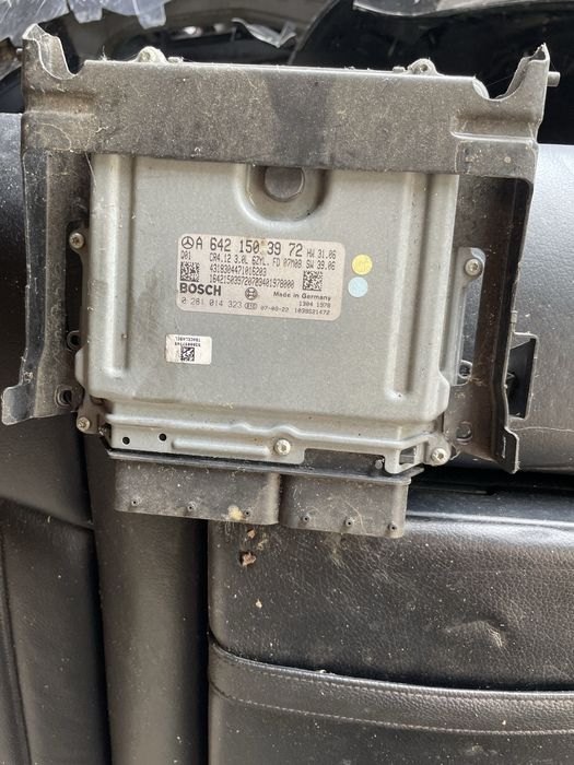 Компютър за Mercedes CLS W219 3.2cdi 224к.с V6 двигател