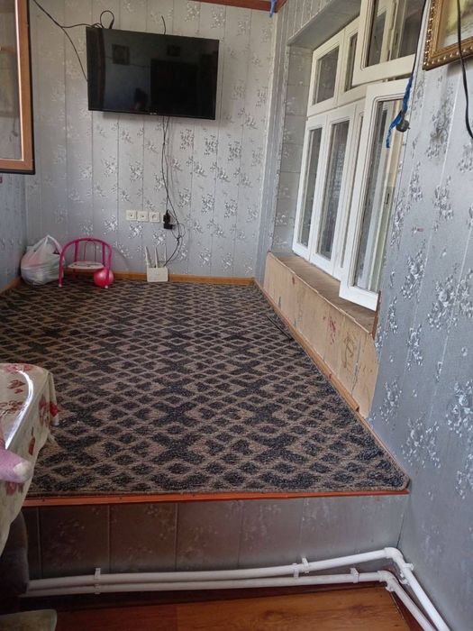 Продам 3х кв, в гор Янгиюль, своя