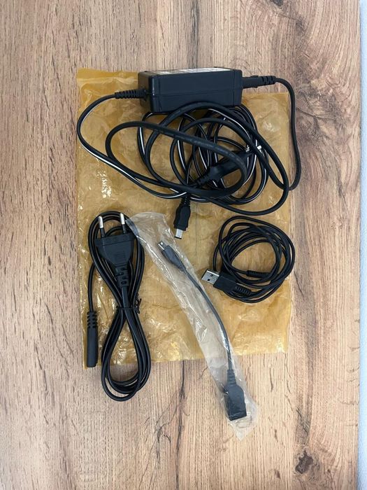 Продам видео камеру Sony