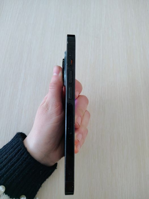 Vand iphone 14 pro 128 gb black