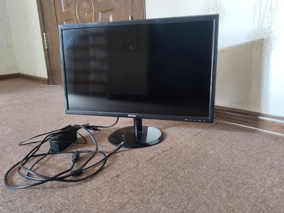 Kompyuter ekran sotiladi