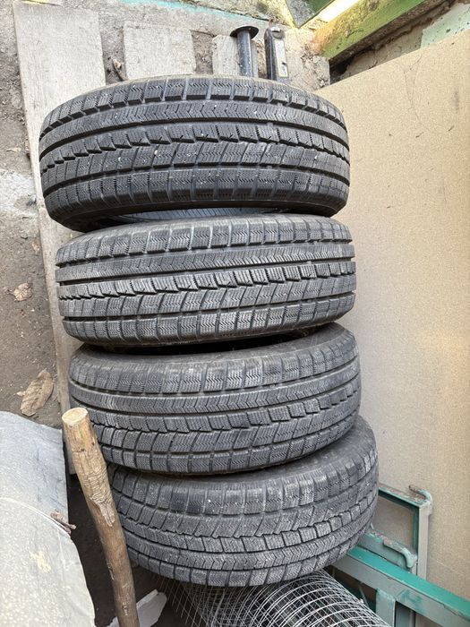 Продам шины срочно