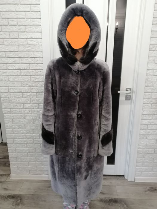 Продам мутоновую шубу