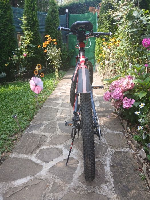Bicicleta - merge perfect - cauciucuri noi