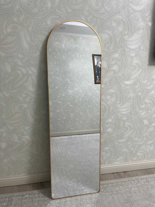 Продается Зеркало