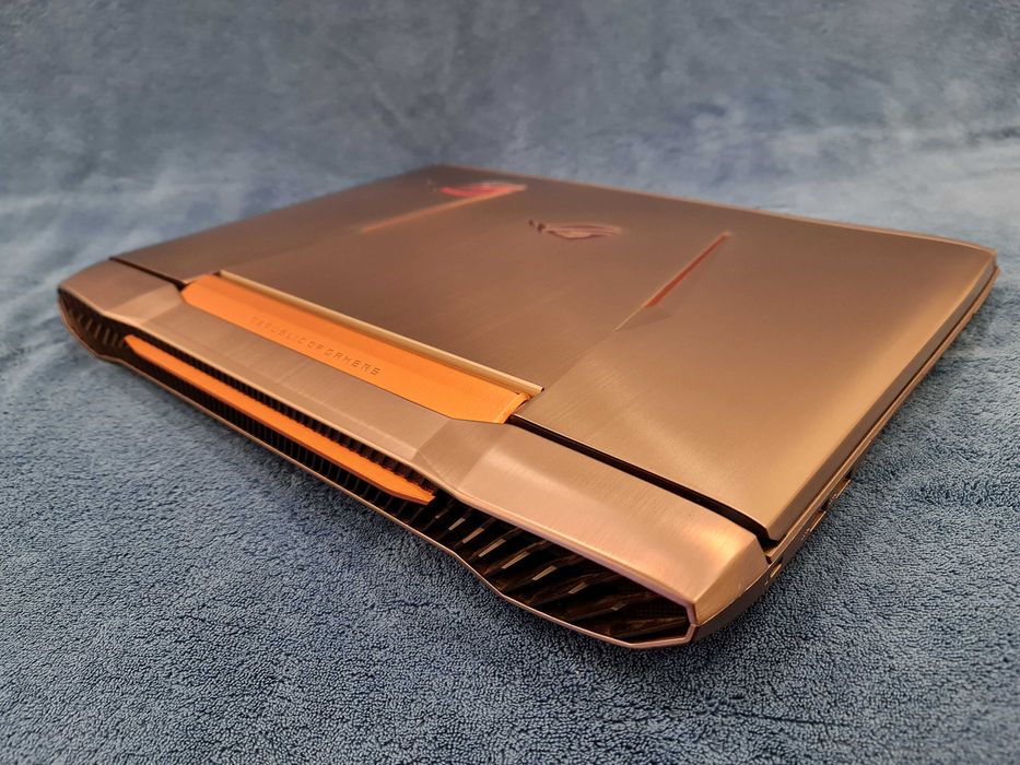 Laptop Asus Rog, intel core i7-, video 6 gb ,17,3" + mouse + tastatura