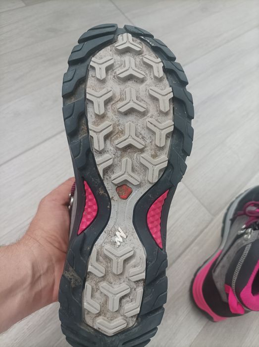 Обувки за планината, номер 38