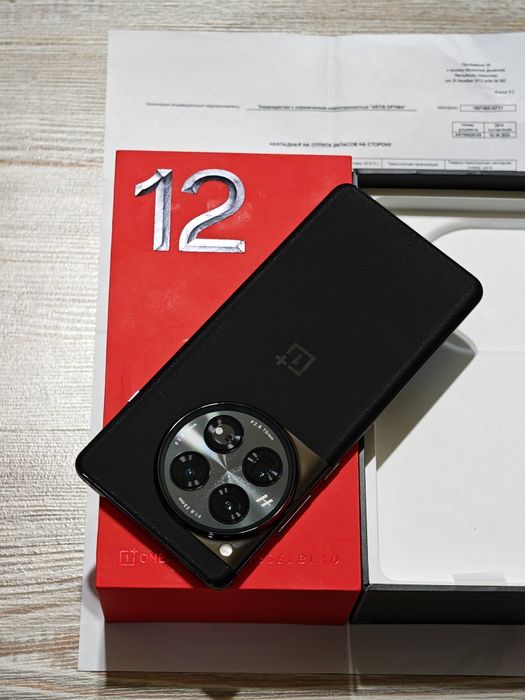 One Plus 12 256 gb Ram 16 5G global