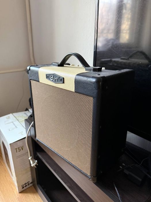 Комбоусилитель Cort CM15R