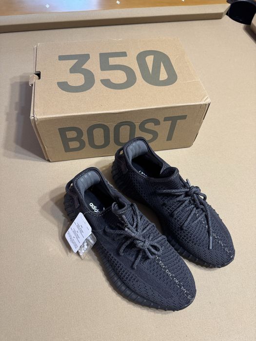 Yeezy boost 350 negru