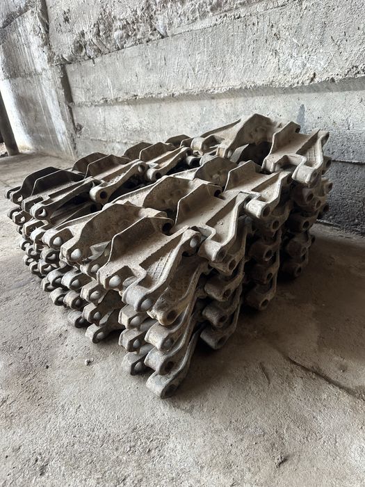 Гусеницы.Башмаки на трактор ДТ-75