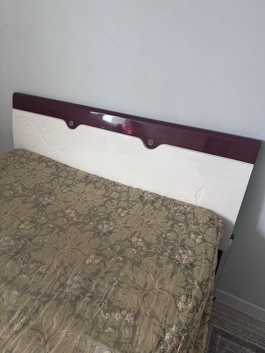 Продам кровать 120*200