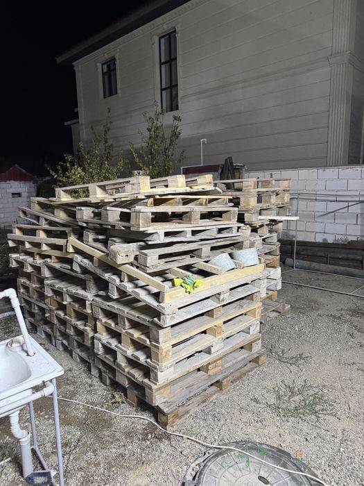 Срочно продам поддон