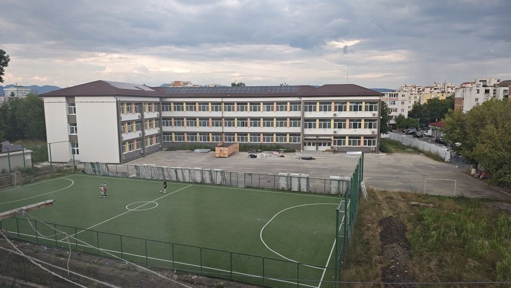 Închiriez garsonieră