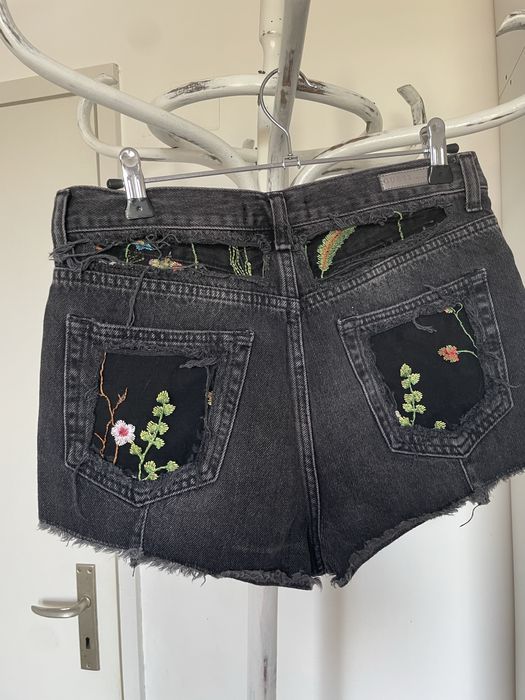 Къси панталонки Guess