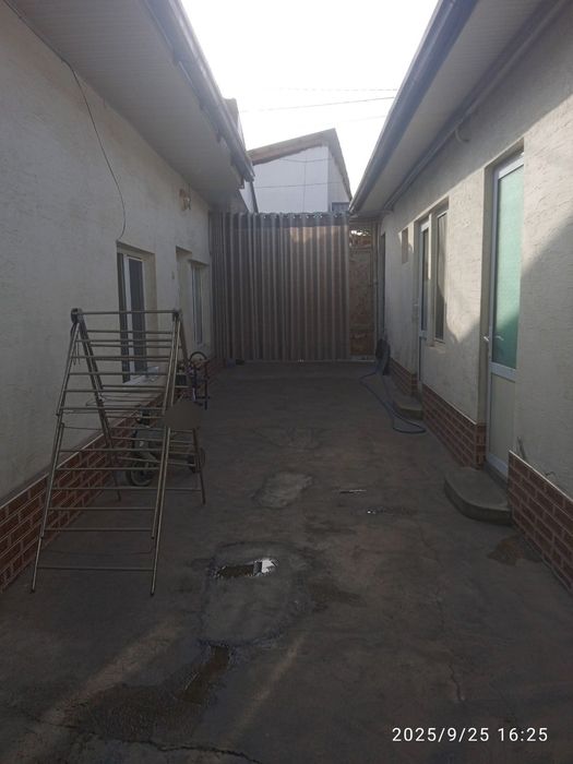 Uy srochna sotiladi 3.5sotix