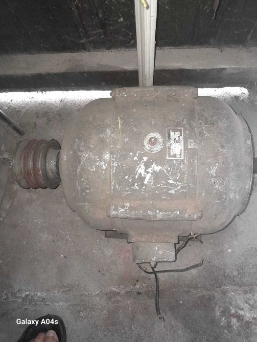 Ax abric, motor trifazic si centrala termica tip soba de gatit