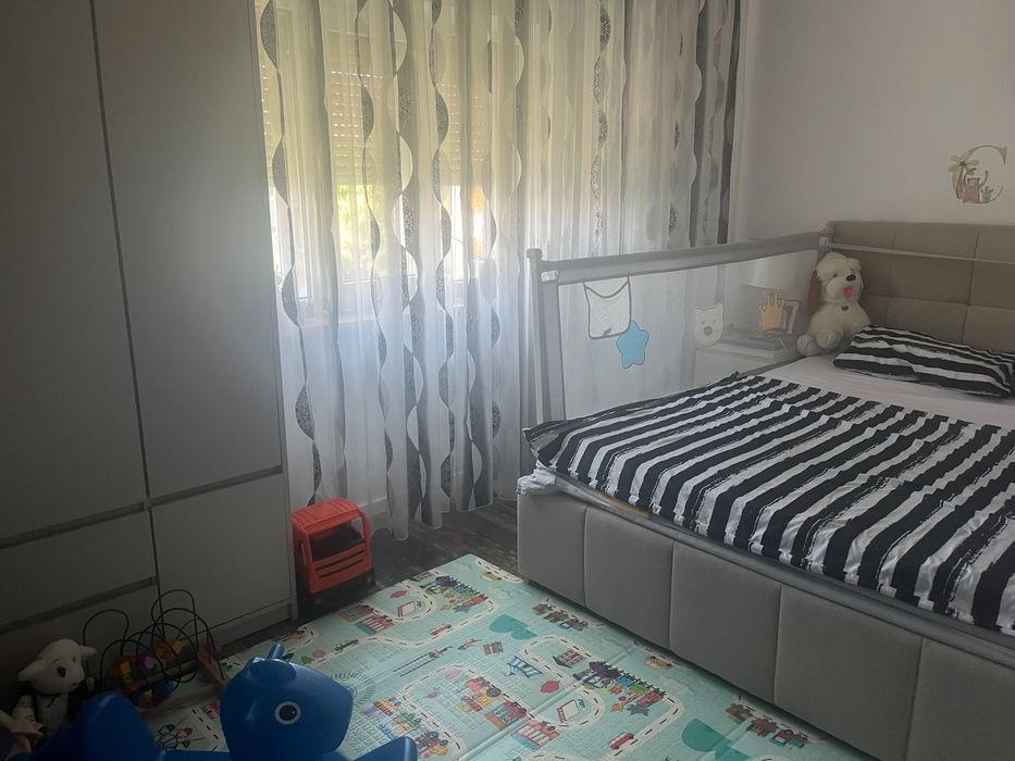 Apartament 2 camere Rovine