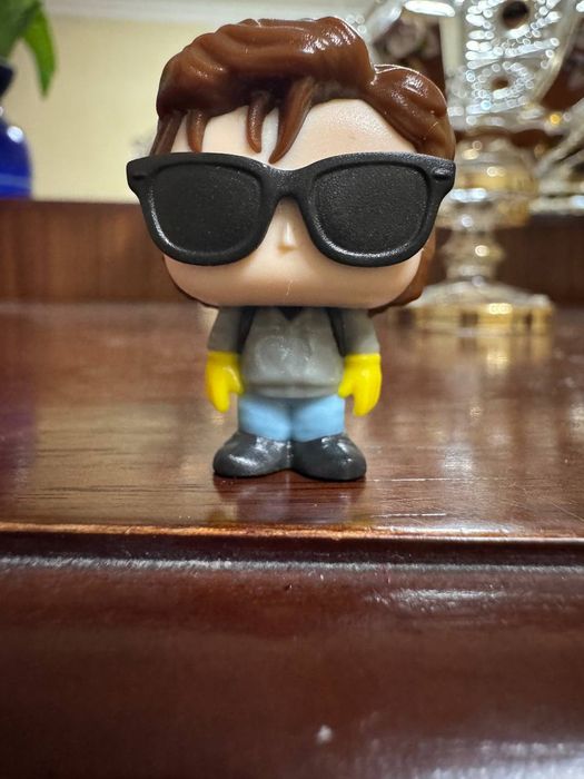 Stranger Things (ОСД) из Kinder joy и Flash DC!