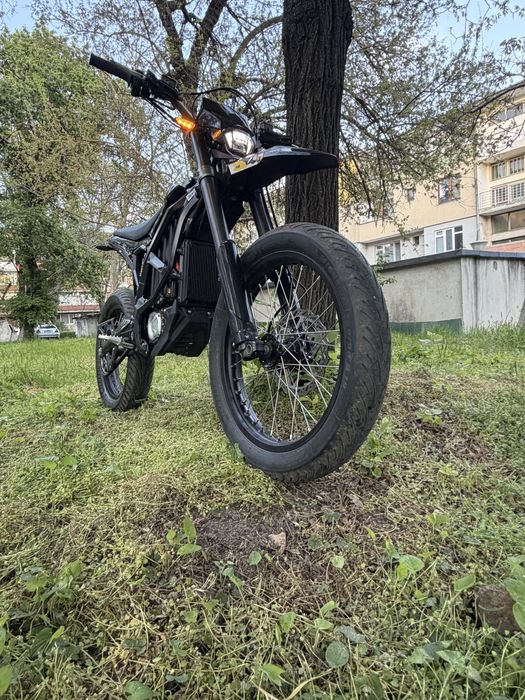 Surron Ultra Bee 2024