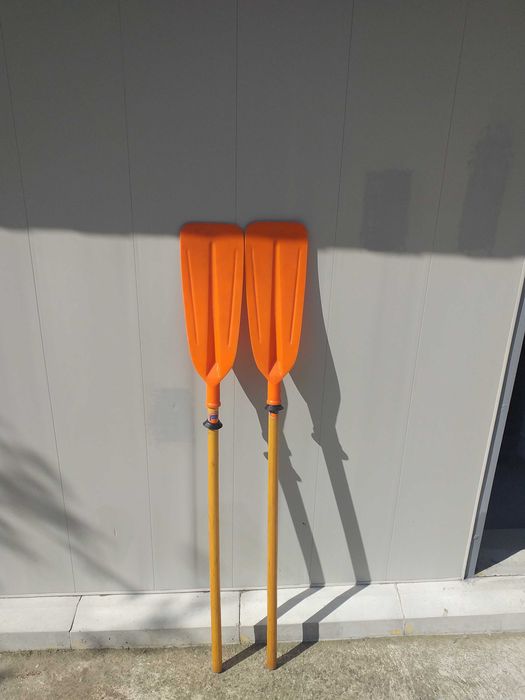 Продавам гребла за гумена лодка