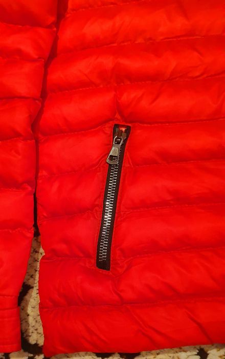 Jacheta roșu unisex!!