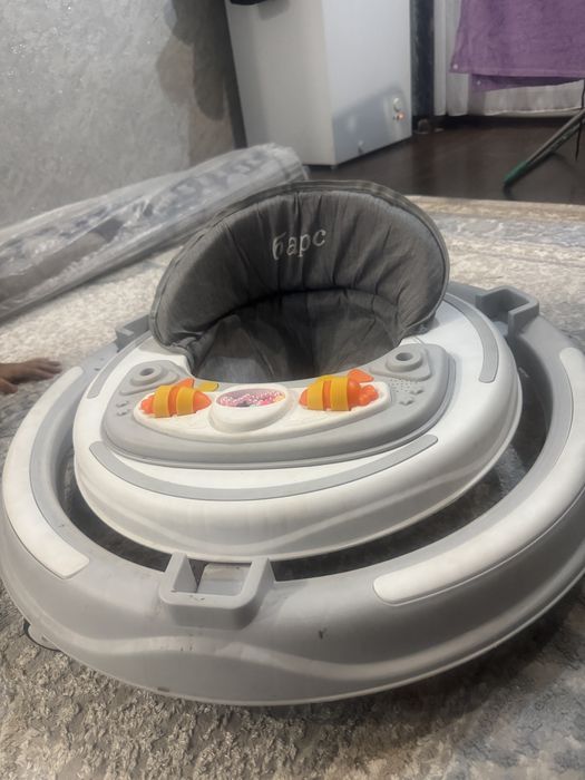 Ходунок в хорошем состояни.