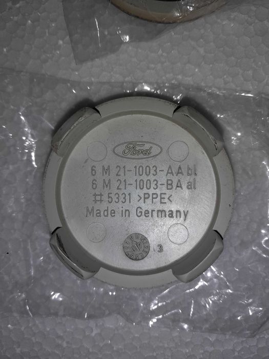 Capacele jante originale ford diametru 54-55 ext.-52 int aproximativ