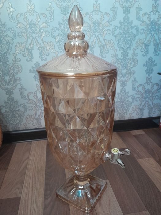 Продам лимонадницу.