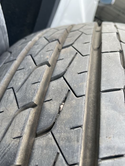 Set Anvelope Premium Bridgestone Duravis vara 215/65/16 C ca si noi 7 mm