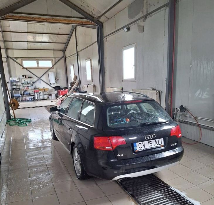 Audi a4 b7 2.0 D an 2006