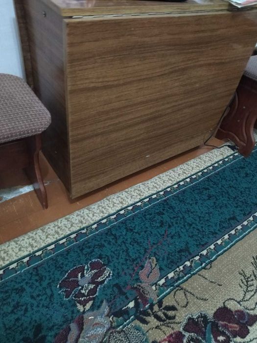 Продаю стол раскладной