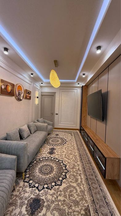 Продается 3 ком. Квартира площадью 65 кв.м. По ул. Озод Шарк