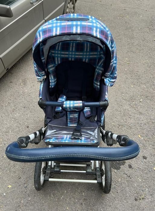 Детские коляска для ребёнка