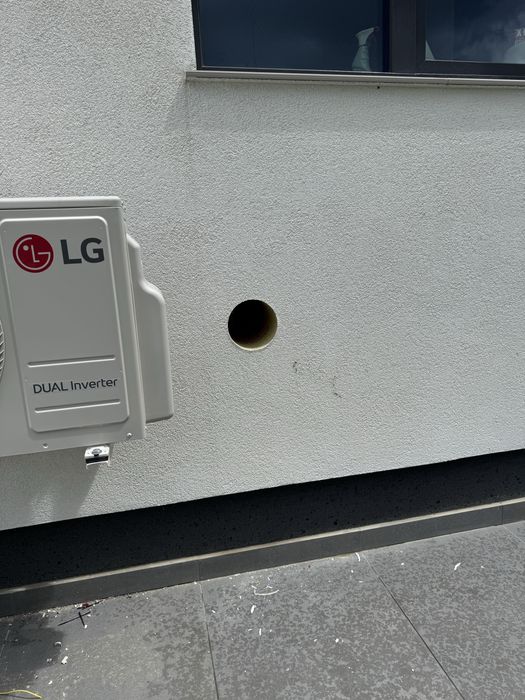 Gaură hotă, centrală, aer condiționat A/C, șemineu, scurgere, aerisire, recuperator de caldură, etc.