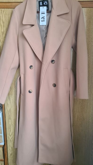 Дамско дълго палто