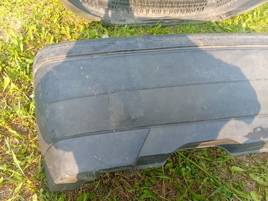 Продам задний бампер vw golf 3