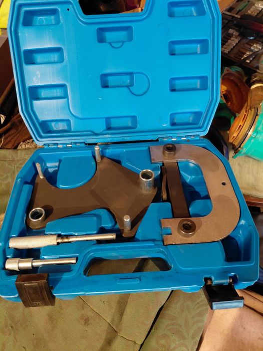 Продам спец.ключ на Рено